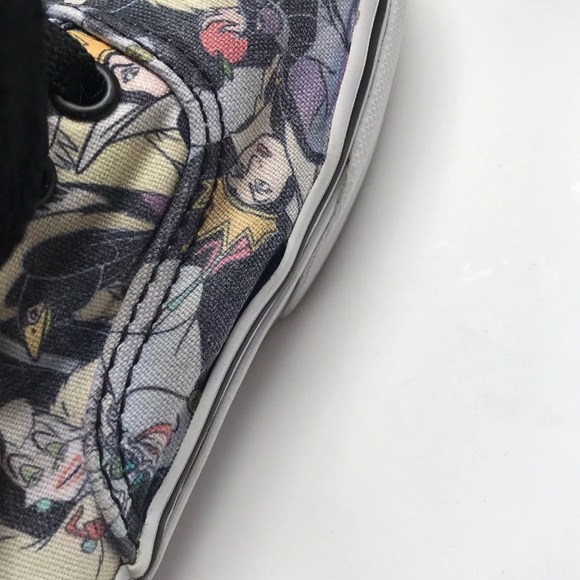 SOLD Vans Disney Villain Shoes Men 6 Women’s 7.5 - Picture 8 of 8